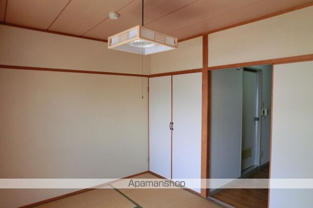 ＬＩＶＥ－ＴＯＷＮ室屋町[1DK/21.99m2]のリビング・居間