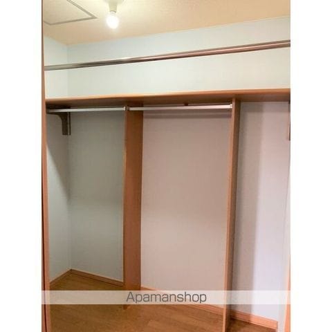 ロイヤルマンションの内装写真