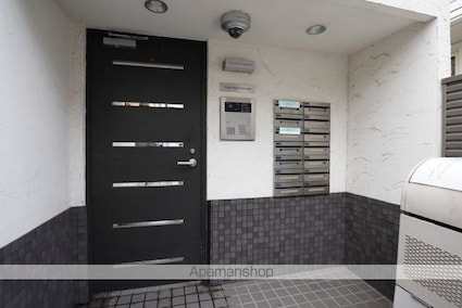 東京都新宿区西落合４丁目[1R/17.78m2]のエントランス2