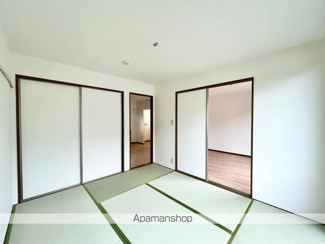 シャーメゾンシャリテ A棟の内装写真