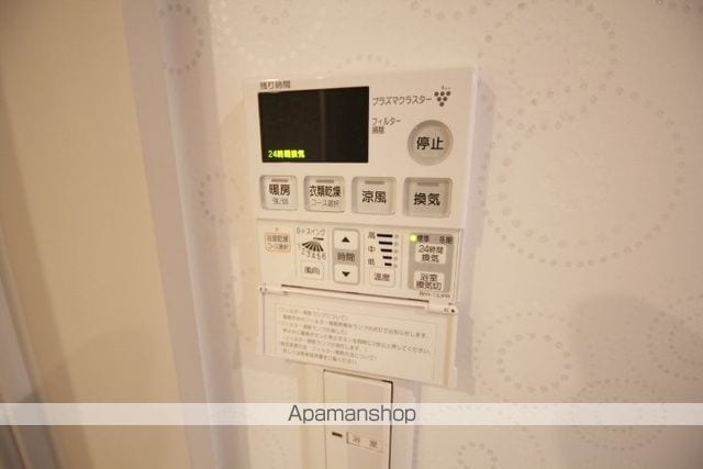 広島電鉄宇品線 県病院前駅 徒歩10分 3階建 築12年の内装写真