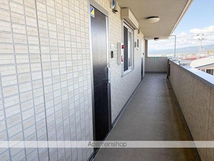 レジデンス　Ｉ’ｍ　ＩＩ[1LDK/42.86m2]のエントランス