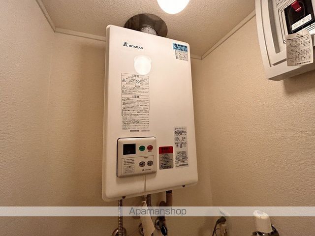 レオパレスライブリーIIIの内装写真