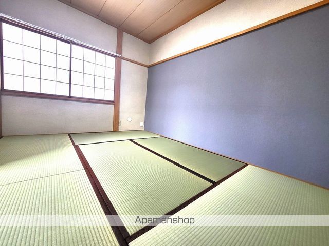 apartment 山形県鶴岡市大塚町29-10
地図を見る