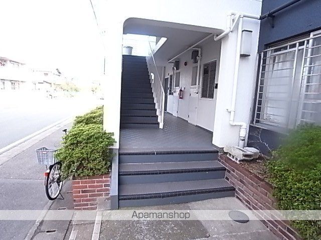 バッハレジデンス武庫之荘の玄関写真