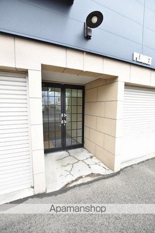 プラネットの玄関写真