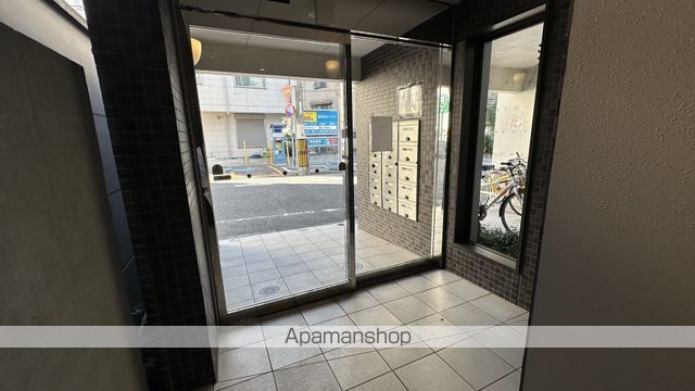 フレンドリー京橋の玄関写真