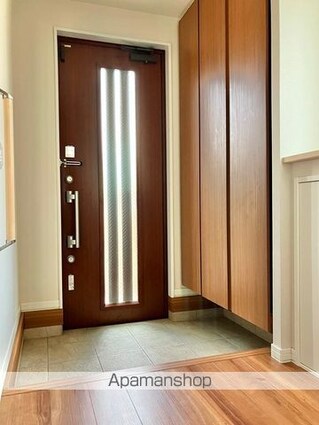 祖師谷戸建[4LDK/101.02m2]の玄関