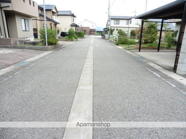 ピサリ北加積Cの外観写真