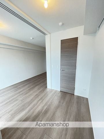シーズンフラッツ柿の木坂の内装写真