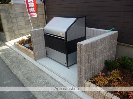和歌山県和歌山市和歌浦東３丁目[1R/36.69m2]の共用部1