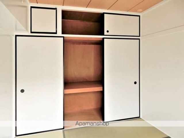 ビレッジハウス中田南2号棟の内装写真