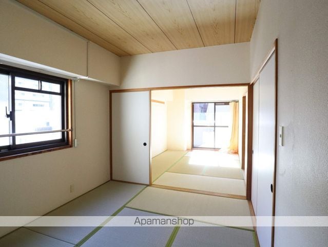 レジデンス泉の内装写真