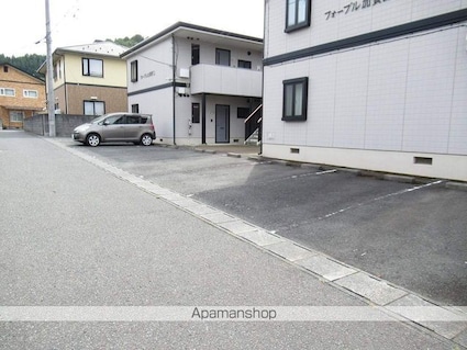 フォーブル加賀野[2K/35m2]の駐車場2