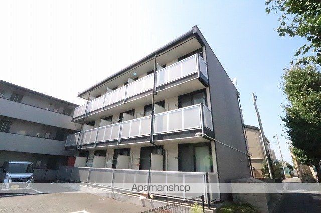 レオパレス拝島町IIの外観写真
