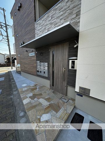 フジパレス出来島EASTV番館の玄関写真