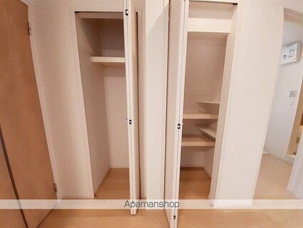 グランツリーベ　Ⅱ[1LDK/50.52m2]の収納