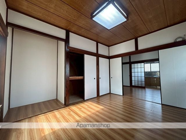 常磐線 龍ケ崎市駅 徒歩17分 2階建 築47年の内装写真
