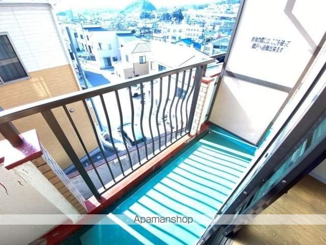 ヴェルセンチュリーの内装写真