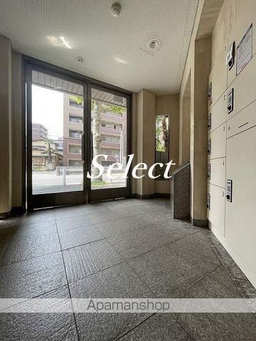 セントラル横浜の玄関写真