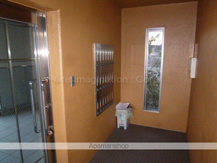 アースマーシマンションⅡ[1LDK/42m2]のロビー1