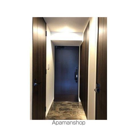 クレヴィア新宿若松町[2LDK/60.05m2]の玄関