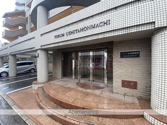 フォーラム牛田本町の玄関写真