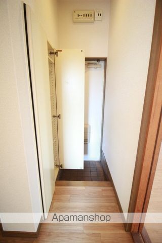 リバーサイド花里Cの内装写真
