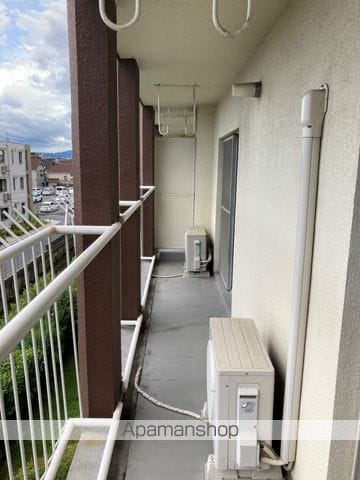 マンションサンプラザIの内装写真