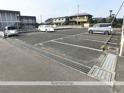 レオパレス水戸[1K/20.28m2]の駐車場