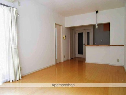 徳島県徳島市南佐古二番町[1LDK/52.06m2]の内装1