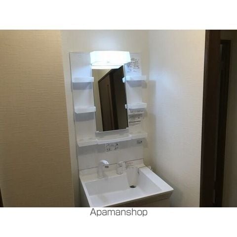 ビッグバーンズマンション北郷IIの内装写真