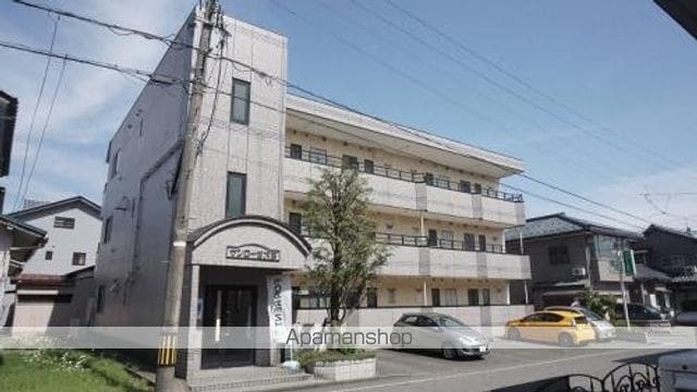 サンローゼ大宮の外観写真