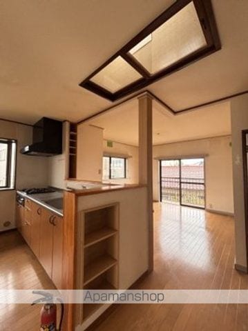 横須賀市 1階建 築45年の内装写真