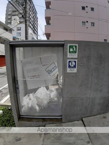EVA TAKARAMACHIの内装写真