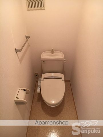 リビングタウン古川西 D棟の内装写真