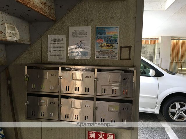 リバープール竹島の玄関写真