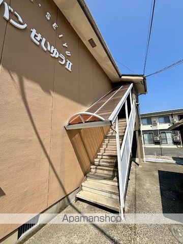 アーバンせいゆう1の玄関写真