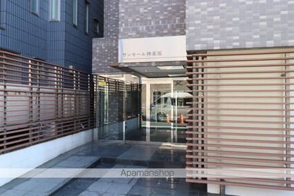 東京都新宿区西五軒町[1R/18.03m2]のエントランス