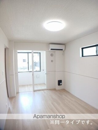 サニーコート伏見[1LDK/38.52m2]のリビング・居間