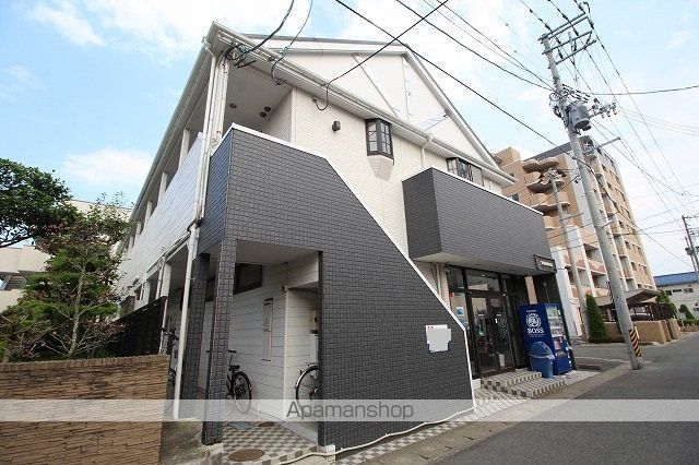 ホワイトキャッスル中倉7番館の外観写真