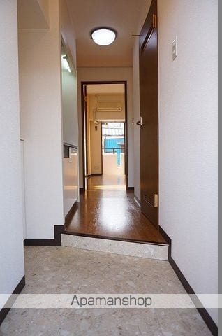 オリーブの内装写真