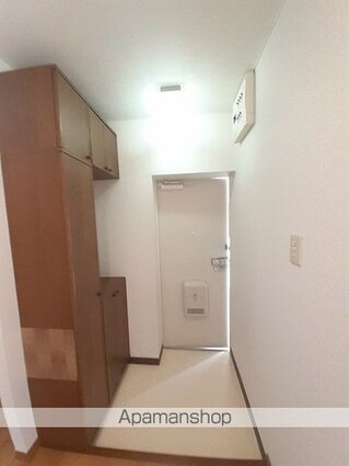 うぃすたりあⅠ[2K/46.8m2]の玄関