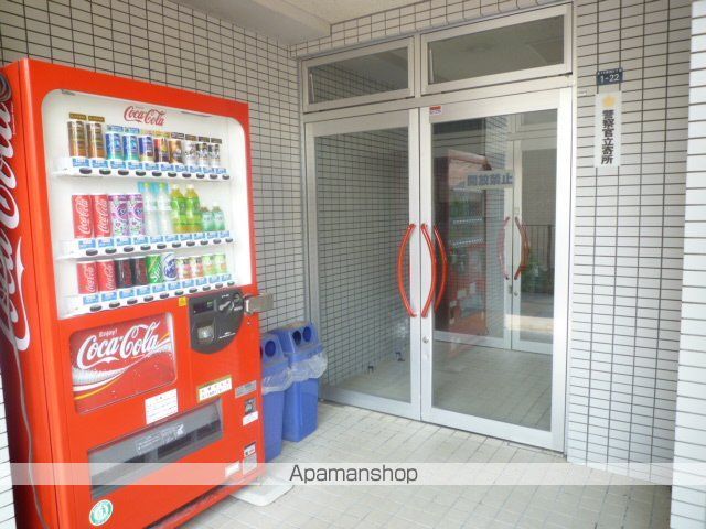KWビル壱番館の玄関写真
