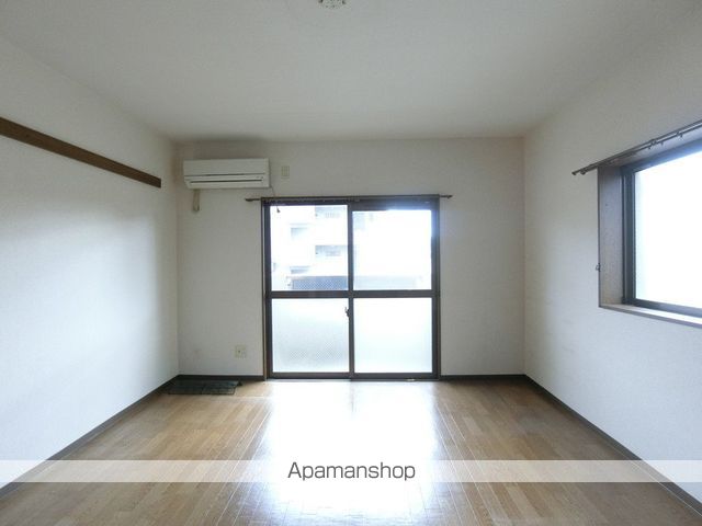 マンションアトランティスIIの内装写真