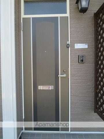 サンパティークBの玄関写真