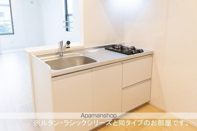 エテルノ・フェリーチェの内装写真