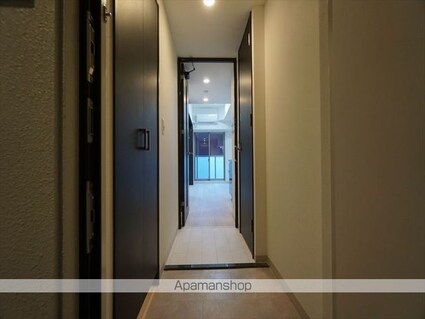 愛知県名古屋市東区葵２丁目[1DK/26.31m2]の玄関