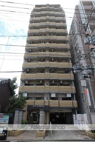 福岡市博多区千代のマンションの外観1