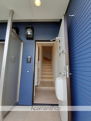 アルバ・グランデ　Ⅲ[1LDK/44.88m2]の玄関